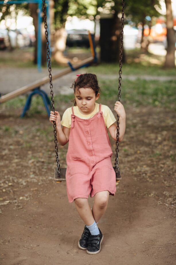 La brecha de género en salud mental: ¿Por qué las niñas sufren más?