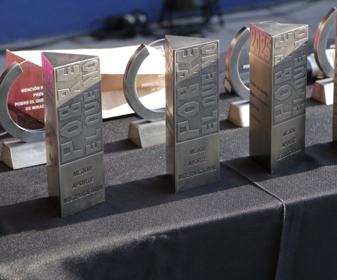 La niñez en el centro: Premian reportajes que desnudan la urgencia de la niñez vulnerada en Chile